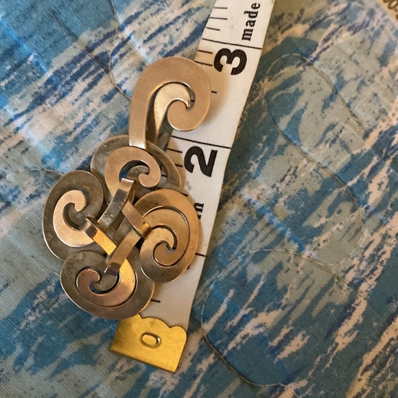 Sterling Silver.925 Pendant is substantial - Picture 8 of 9